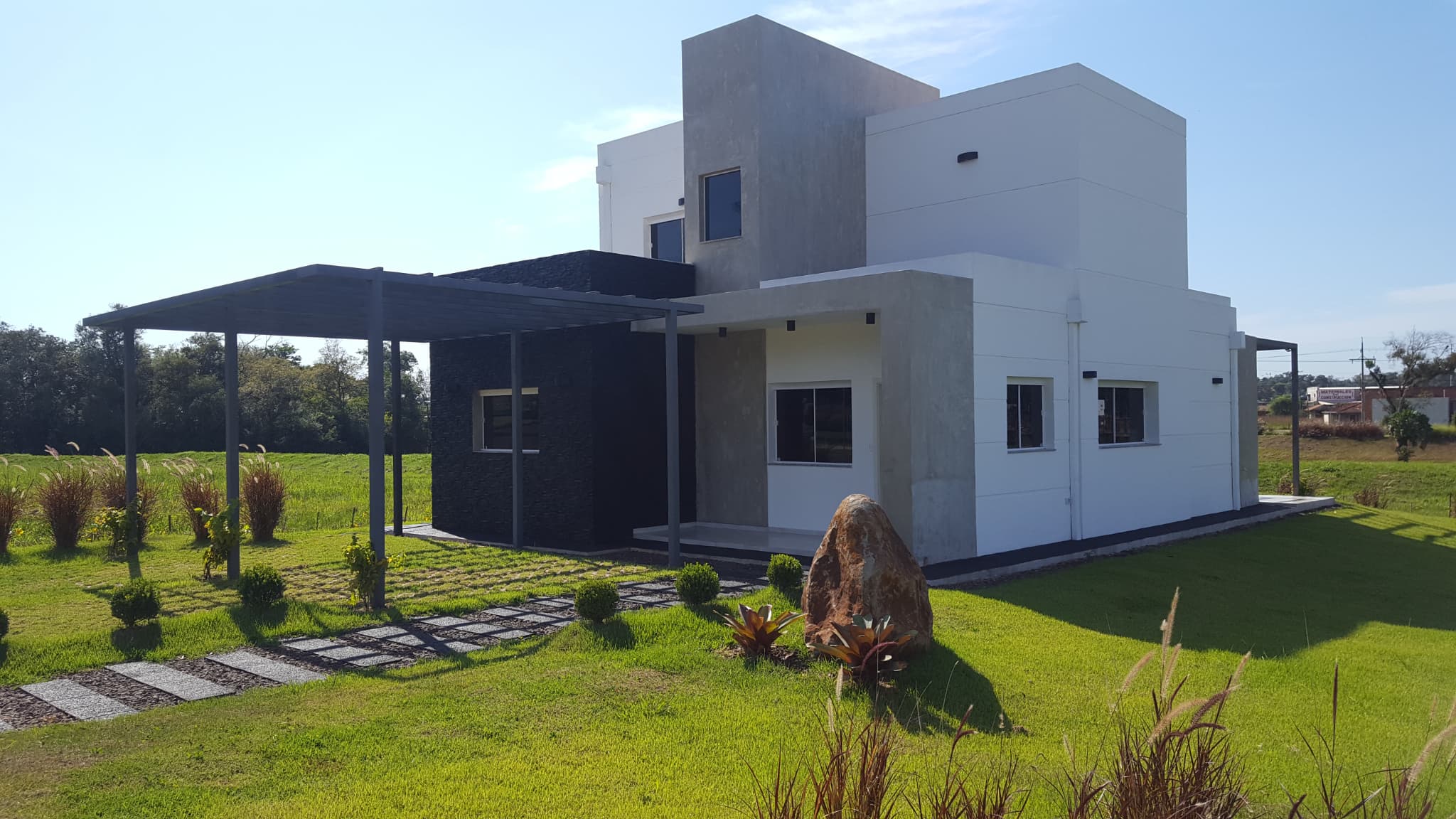 LA TRINIDAD · 12