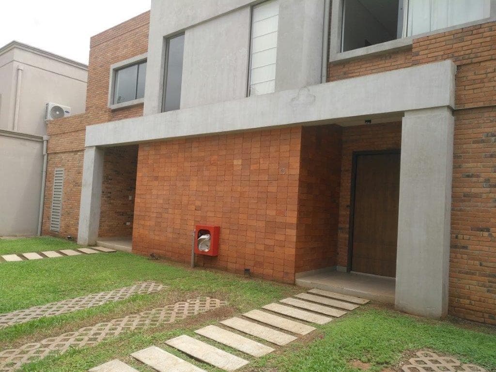 MONTE ALTO · 12