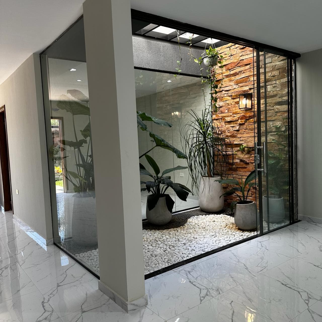 Residencial Emma del Sol · 3