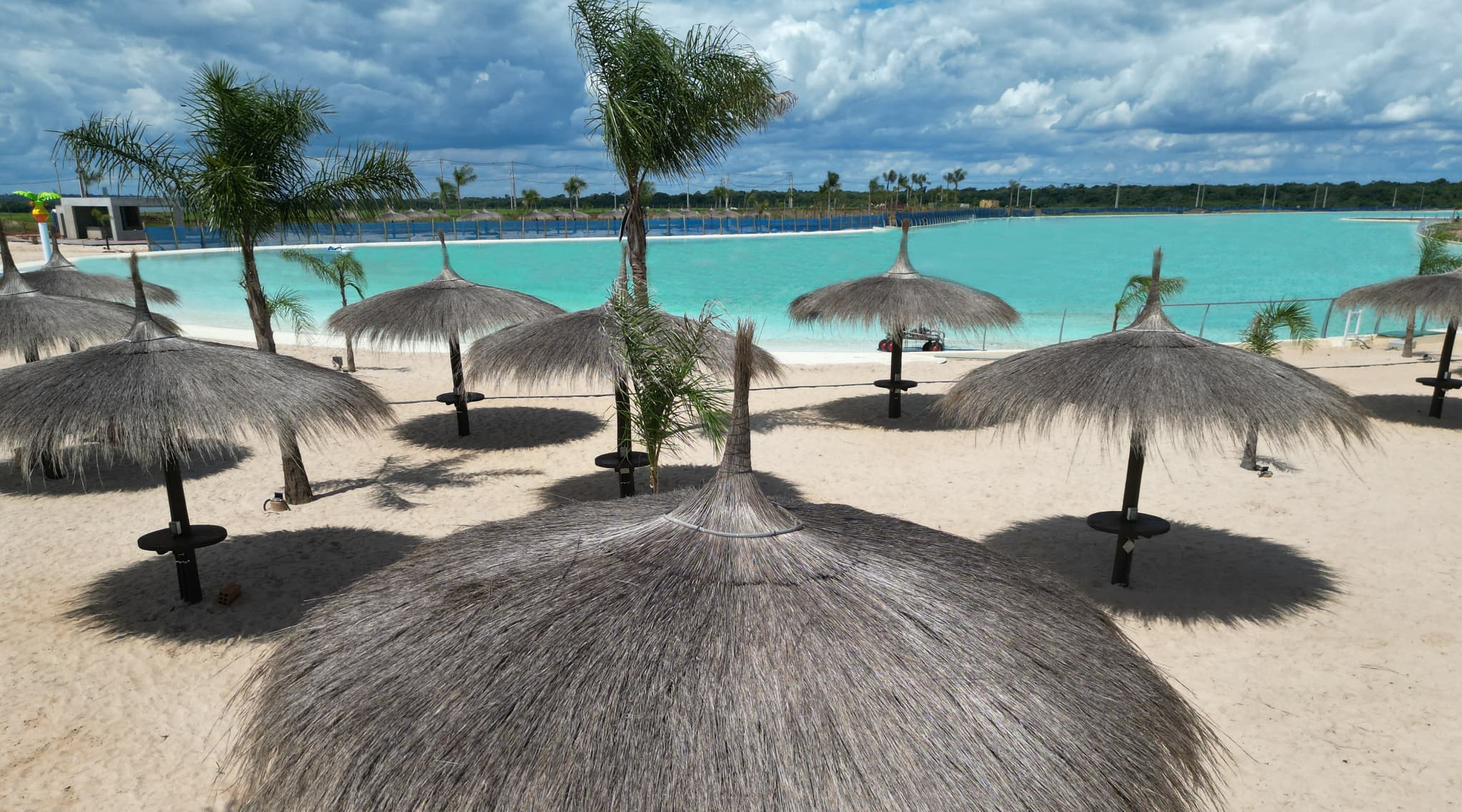 COSTA DEL LAGO · 11