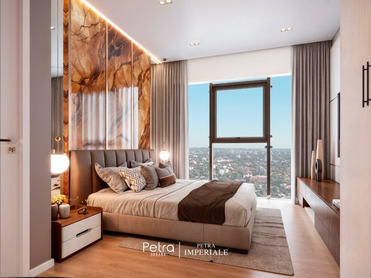 PETRA IMPERIAL · 4