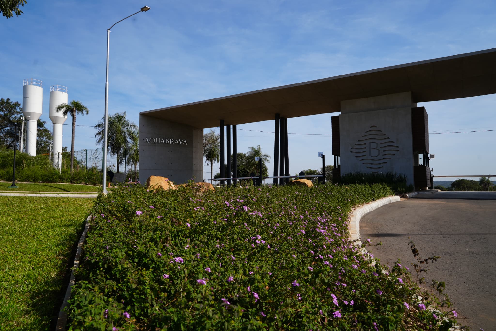 AQUABRAVA · 10