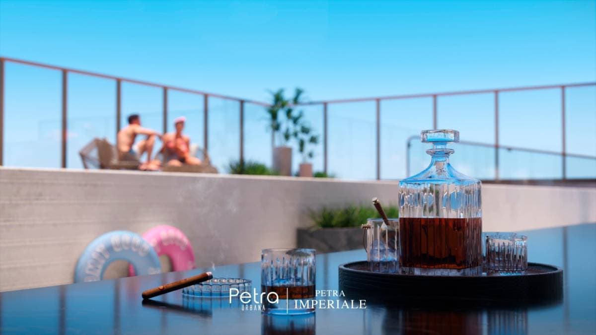 PETRA IMPERIAL · 3