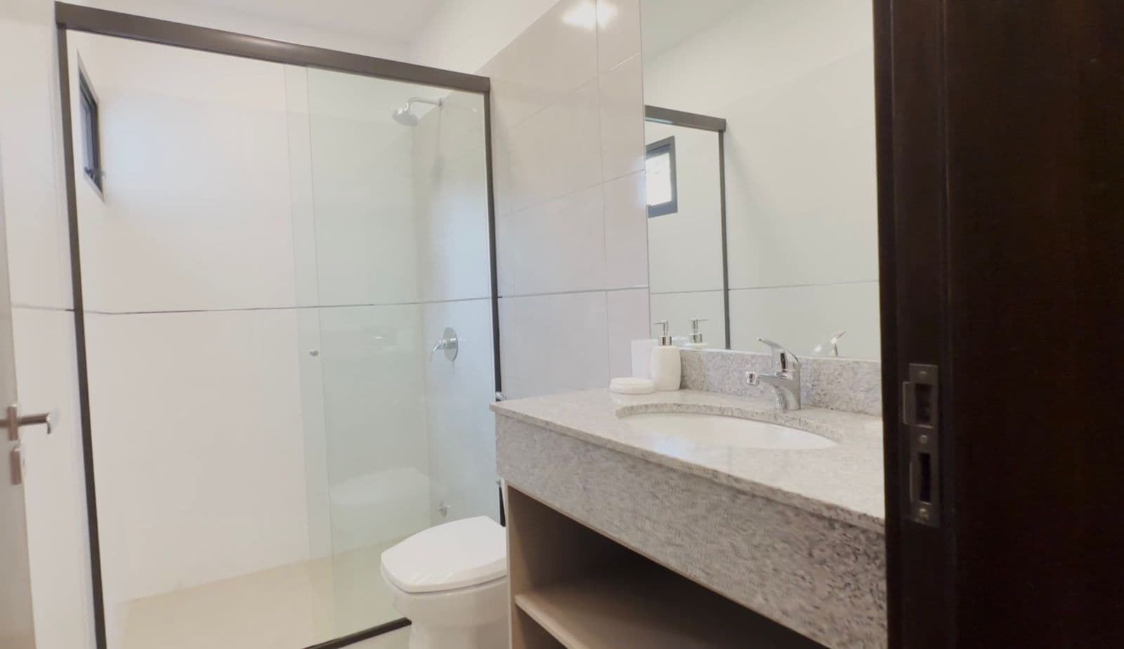 TERRA VIVA CONDOMINIO RESIDENCIAL · 12